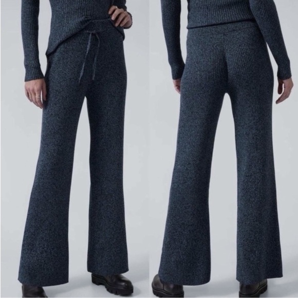 Athleta NWT Reverie Sweater Pant Blue Black M Loungewear Comfy Packable Comfort - Picture 1 of 15